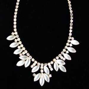 Vintage Juliana D&E AB Rhinestone & Frosted Glass 15" Choker NECKLACE, E63